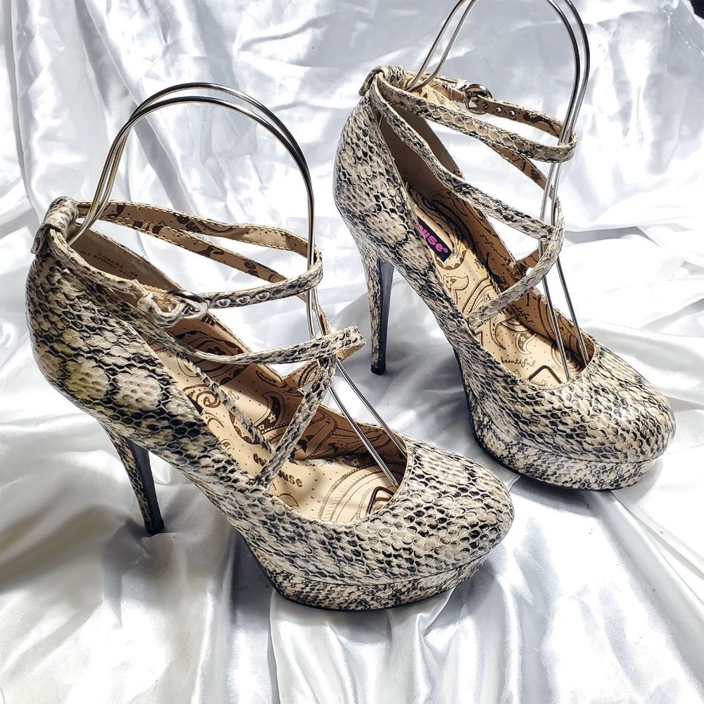 DOLLHOUSE tan black snakeskin print strappy platform heels LORENA SZ 9